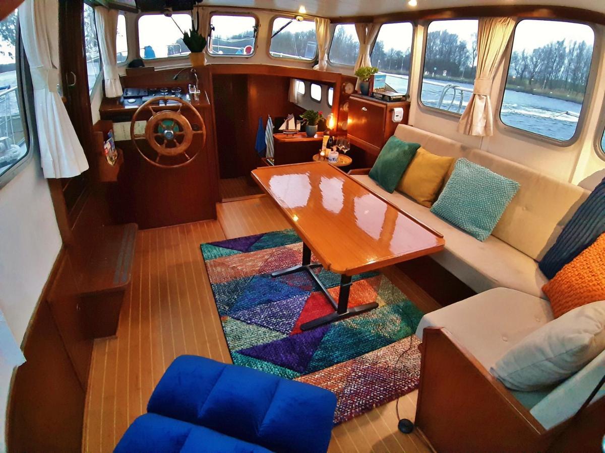 فندق Motor Yacht Almaz أمستردام المظهر الخارجي الصورة