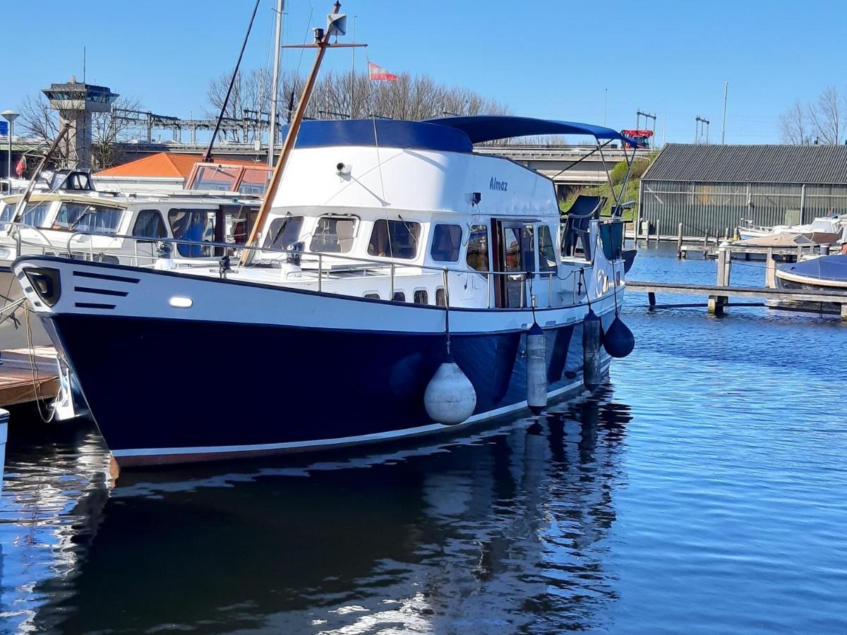 فندق Motor Yacht Almaz أمستردام المظهر الخارجي الصورة