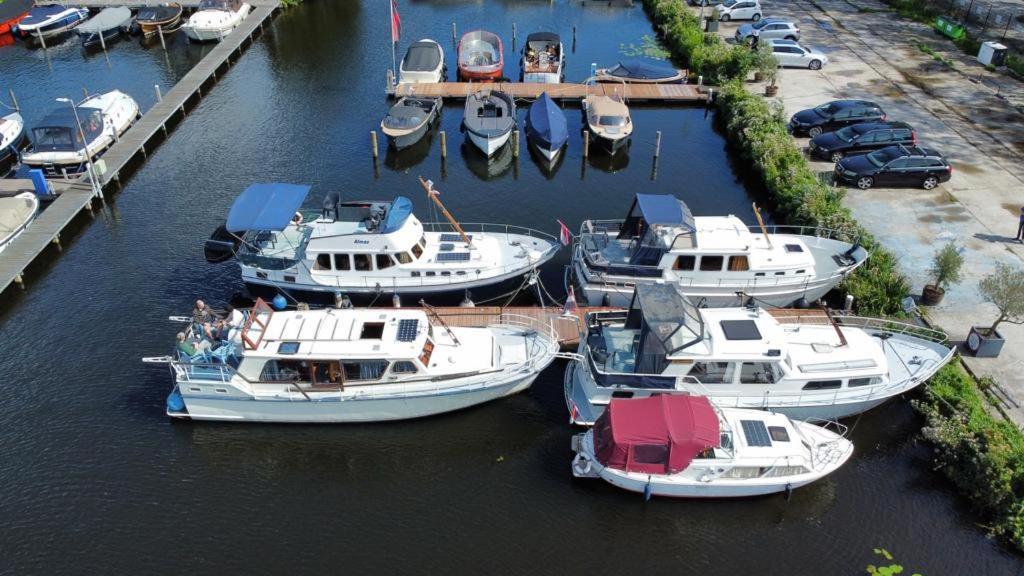 فندق Motor Yacht Almaz أمستردام المظهر الخارجي الصورة